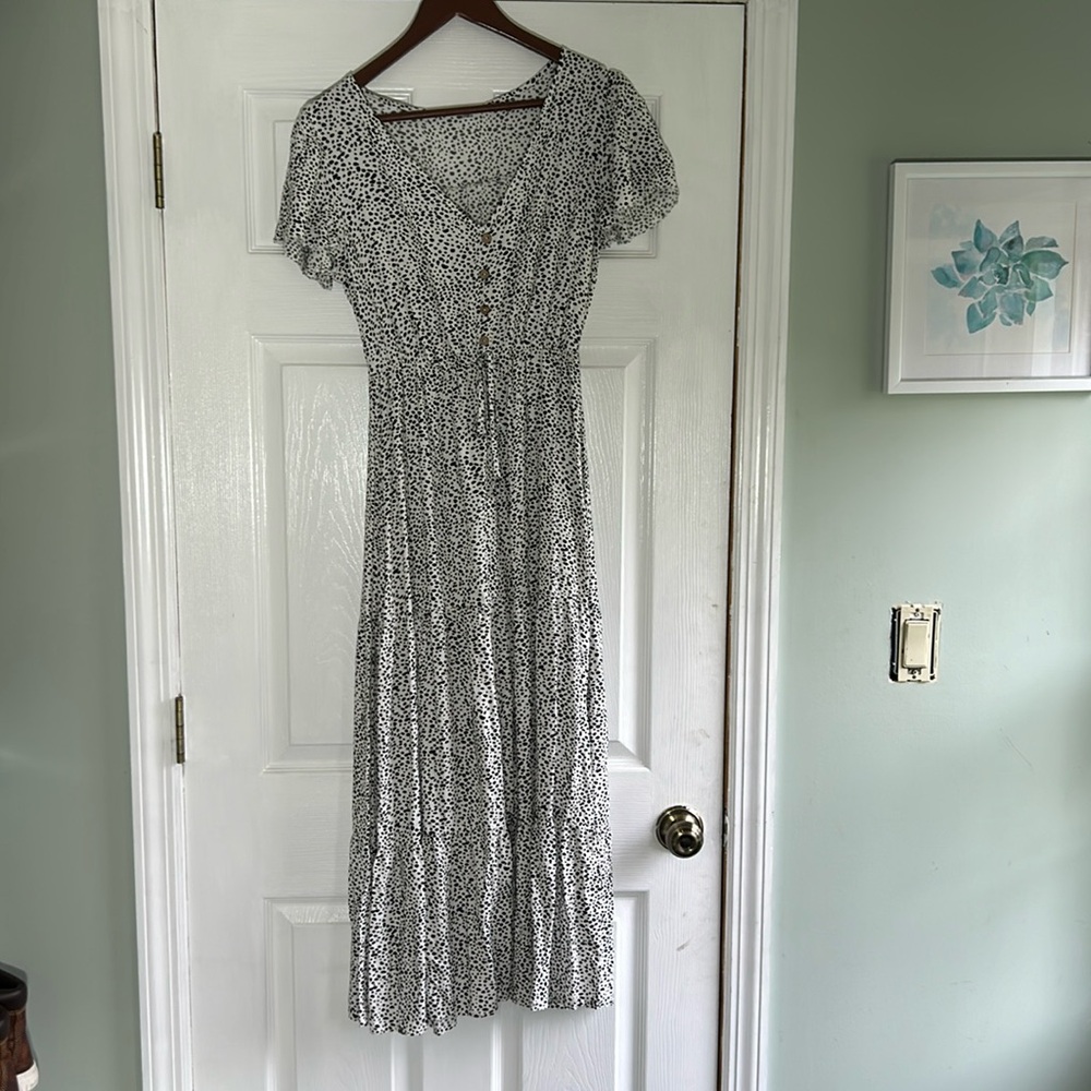 Women’s Long Dress Print Short Sleeve V Neck Tie Front Slit Hem A-line Dress